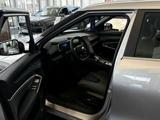 2026 Geely Cityray, серебристый, 3174990 рублей, вид 4