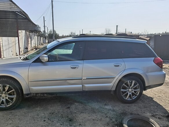 2005 Subaru Outback III, серебристый, 550000 рублей - вид 3
