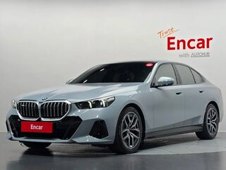 2026 BMW 5 серии 523d xDrive VIII (G60/G61/G68), серый, 9422000 рублей, вид 1