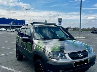 2019 Chevrolet Niva I Рестайлинг, серый, 870000 рублей, вид 2