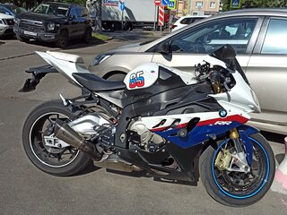 2010 BMW S 1000 RR, белый, 890000 рублей, вид 1