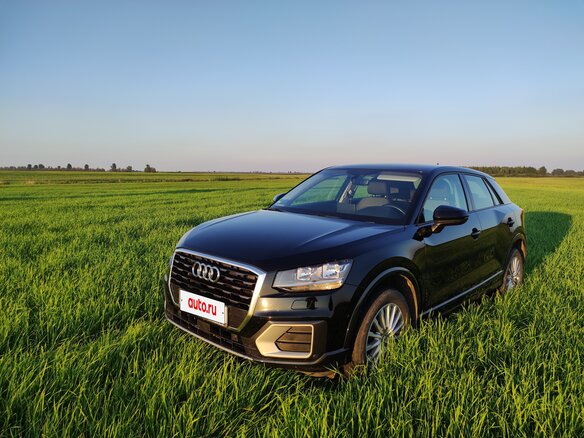 2018 Audi Q2 I, чёрный, 1600000 рублей
