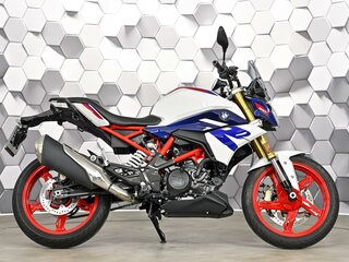 2022 BMW G 310 R, белый, 525000 рублей, вид 3