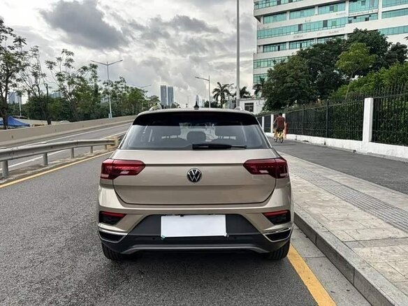 2022 Volkswagen T-Roc I (China Market), золотистый, 2094000 рублей - вид 6