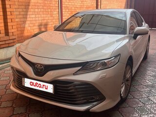 2020 Toyota Camry VIII (XV70), белый, 3000000 рублей, вид 4