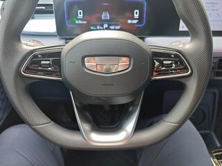 2023 Geely Geometry E 39.4 kWh, голубой, 1267000 рублей, вид 3