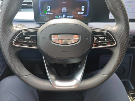 2023 Geely Geometry E 39.4 kWh, голубой, 1267000 рублей, вид 3
