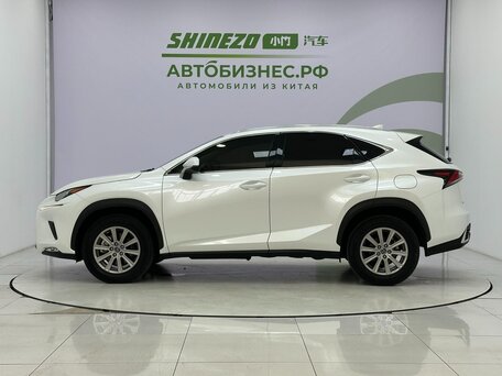 2021 Lexus NX 200 II, белый, 3600000 рублей, вид 4