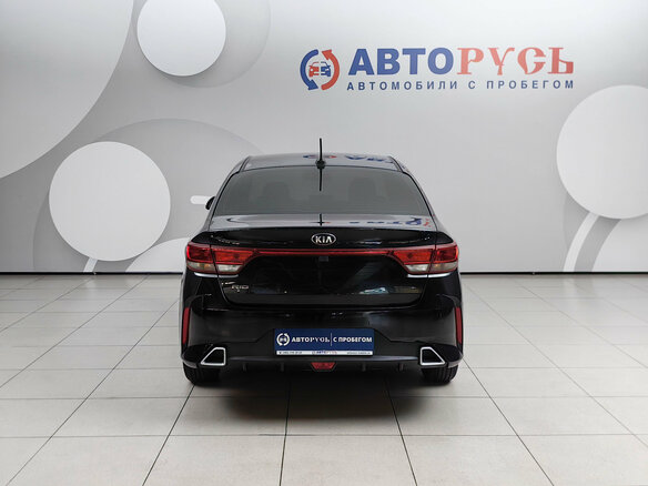 2021 Kia Rio IV Рестайлинг, чёрный, 1619000 рублей - вид 3