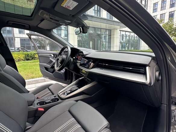 2024 Audi A3 35 TFSI Long IV (8Y), серый, 1795000 рублей - вид 12