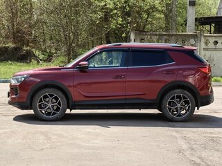 2022 SsangYong Korando IV, красный, 1850000 рублей, вид 4