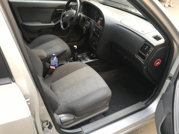 2005 Hyundai Elantra III (XD2) Рестайлинг, серебристый - вид 6