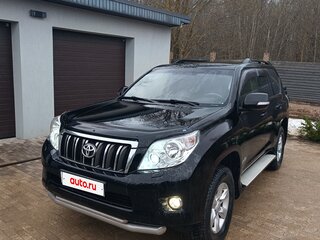 2011 Toyota Land Cruiser Prado 150 Series, чёрный, 2600000 рублей, вид 1