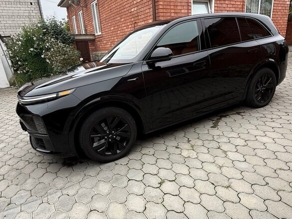 2024 Li Auto (Lixiang) L7 I, чёрный, 3600000 рублей - вид 2