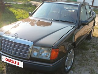 1987 Mercedes-Benz W124 230, коричневый, 3900000 рублей, вид 2