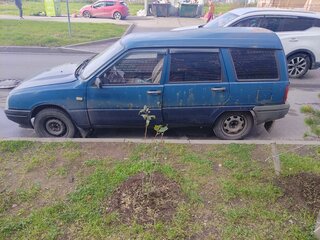 2005 Иж 21261 «Фабула», синий, 80000 рублей, вид 4
