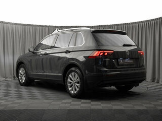2018 Volkswagen Tiguan II, серый, 1480000 рублей, вид 4
