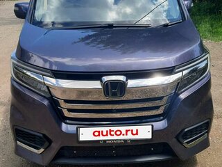2017 Honda Stepwgn V, фиолетовый, 1850000 рублей, вид 1