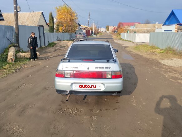 2001 Lada (ВАЗ) 2110, серебристый, 85000 рублей - вид 2