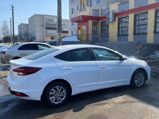 2019 Hyundai Elantra VI (AD) Рестайлинг, белый, 1375000 рублей, вид 2