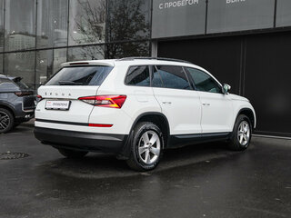 2021 Skoda Kodiaq I, белый, 1860000 рублей, вид 4