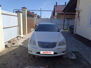 2004 Toyota Crown Majesta IV (S180), белый, 530000 рублей, вид 1