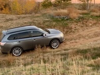 2012 Mitsubishi Outlander III, серый, 1600000 рублей, вид 3