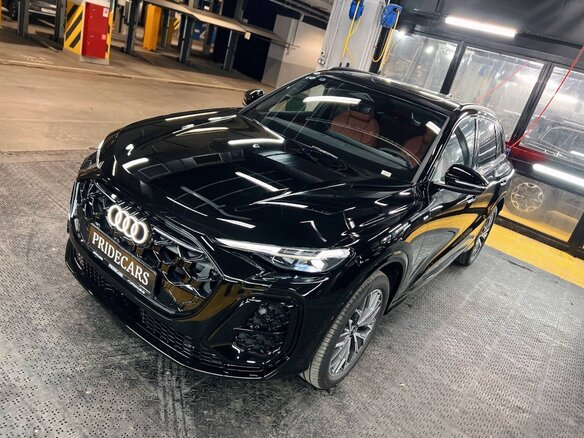 2026 Audi Q5 L III (GU), чёрный, 5899000 рублей - вид 1