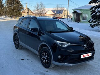 2017 Toyota RAV4 IV (XA40) Рестайлинг, чёрный, 3100000 рублей, вид 2