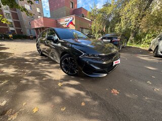 2021 Kia K5 III, жёлтый, 2250000 рублей, вид 2