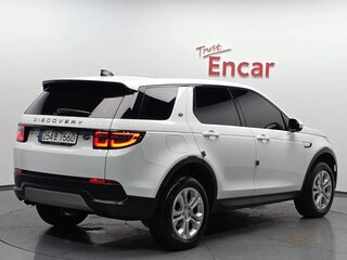 2022 Land Rover Discovery Sport I Рестайлинг, белый, 3000000 рублей, вид 3
