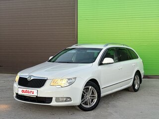 2012 Skoda Superb II, белый, 899999 рублей, вид 1