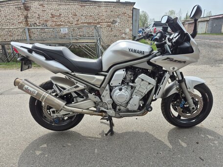 2002 Yamaha FZS1000 Fazer, серый, 375000 рублей, вид 4