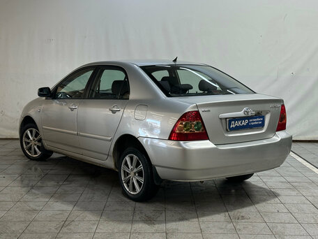 2004 Toyota Corolla IX (E120, E130) Рестайлинг, серебристый, 400000 рублей, вид 4