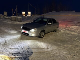 2017 Lada (ВАЗ) Priora I Рестайлинг, серебристый, 650000 рублей, вид 3