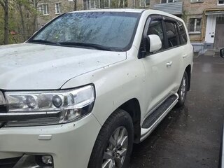 2015 Toyota Land Cruiser 200 Series Рестайлинг 2, белый, 5100000 рублей, вид 1