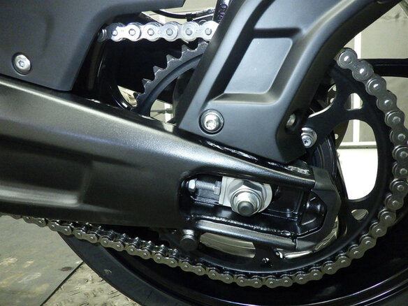 2026 Triumph Trident 660, серый, 1050000 рублей - вид 27