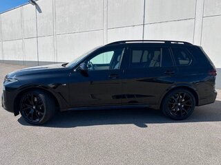 2025 BMW X7 40d I (G07) Рестайлинг, чёрный, 14590000 рублей, вид 5