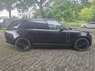 2026 Land Rover Range Rover P530 MHEV Long V, чёрный, 29750000 рублей, вид 4