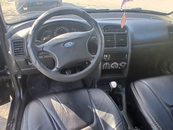 2007 Lada (ВАЗ) 2112, чёрный, 210000 рублей - вид 6