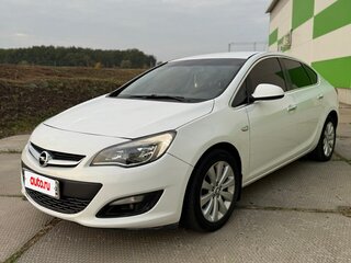 2013 Opel Astra J Рестайлинг, белый, 680000 рублей, вид 3