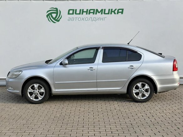 2010 Skoda Octavia II (A5) Рестайлинг, серебристый, 650000 рублей - вид 7