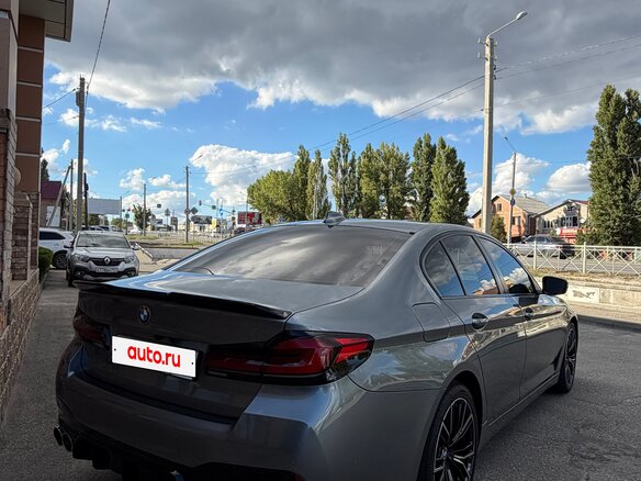 2020 BMW 5 серии 530d VII (G30/G31/G38) Рестайлинг, серый, 3790000 рублей - вид 4