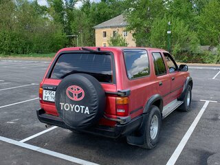 1993 Toyota Hilux Surf II Рестайлинг, красный, 850000 рублей, вид 5