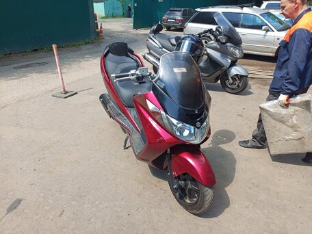 2003 Suzuki Burgman (SkyWave) 400, красный, 220000 рублей, вид 2