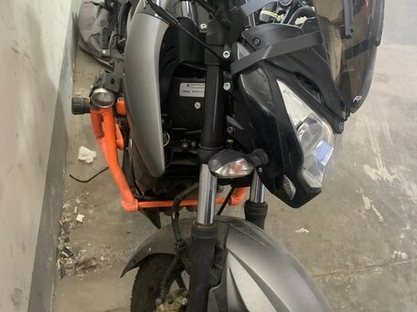 2019 Bajaj Pulsar NS 200, чёрный, 230000 рублей, вид 3