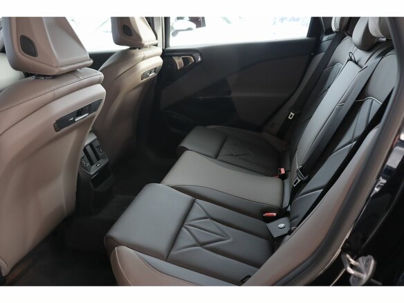2025 BMW X3 Long 30L xDrive IV (G45/G48), чёрный, 7050000 рублей - вид 14