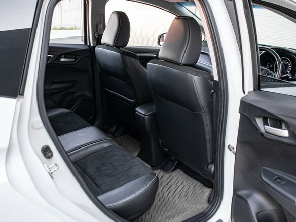 2019 Honda Shuttle II Рестайлинг, белый, 1669000 рублей - вид 10