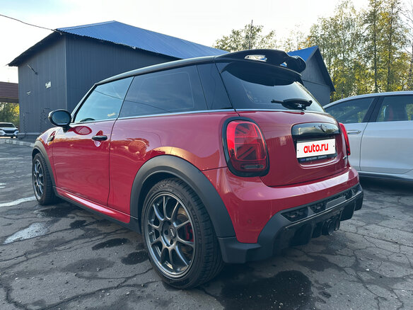 2021 Mini Hatch JCW III (F55/F56) Рестайлинг 2, красный, 3500000 рублей - вид 6