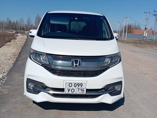 2015 Honda Stepwgn Spada V, белый, 1780000 рублей, вид 2